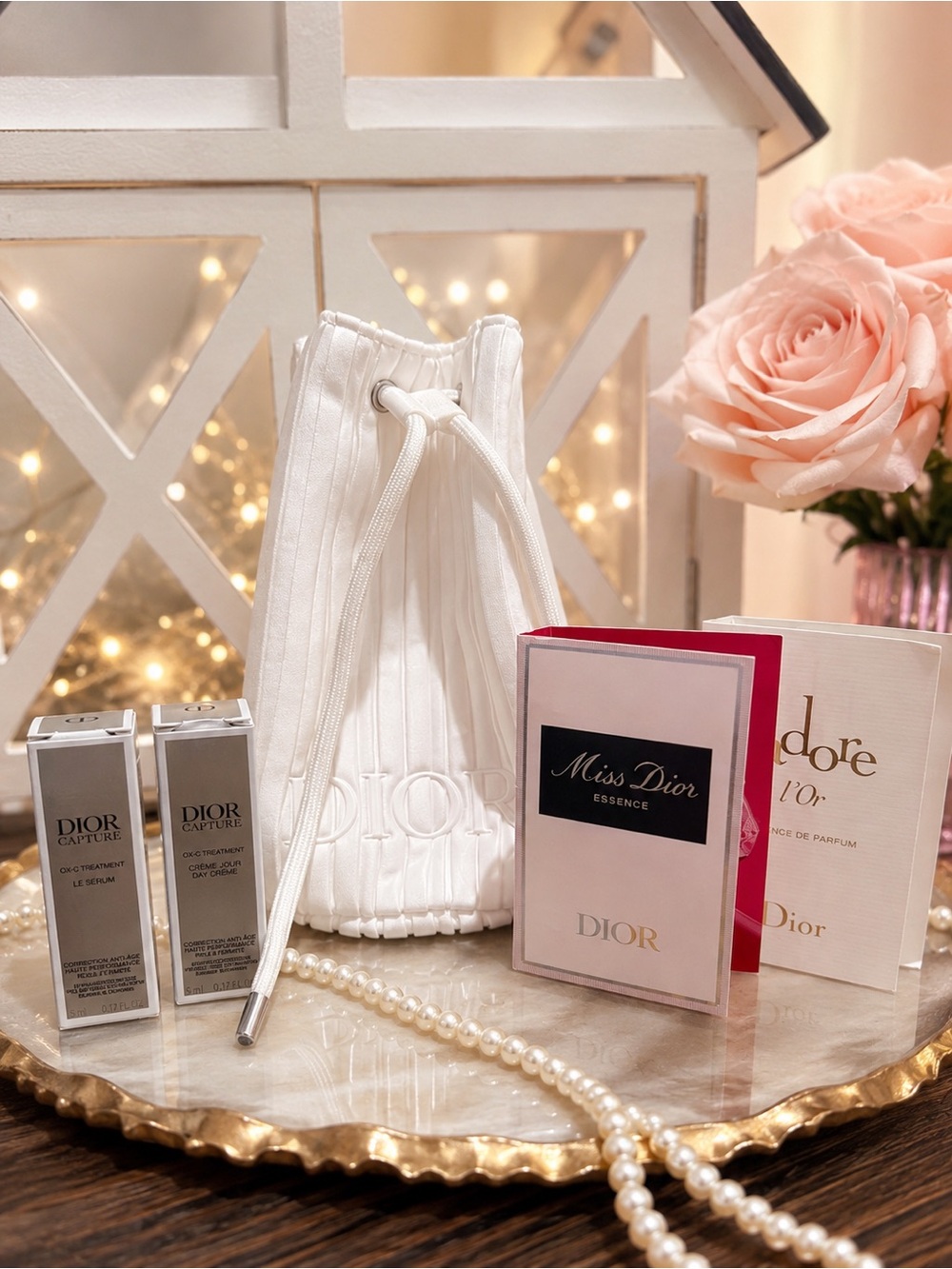 Dior White Skincare Pouch & Sample Set